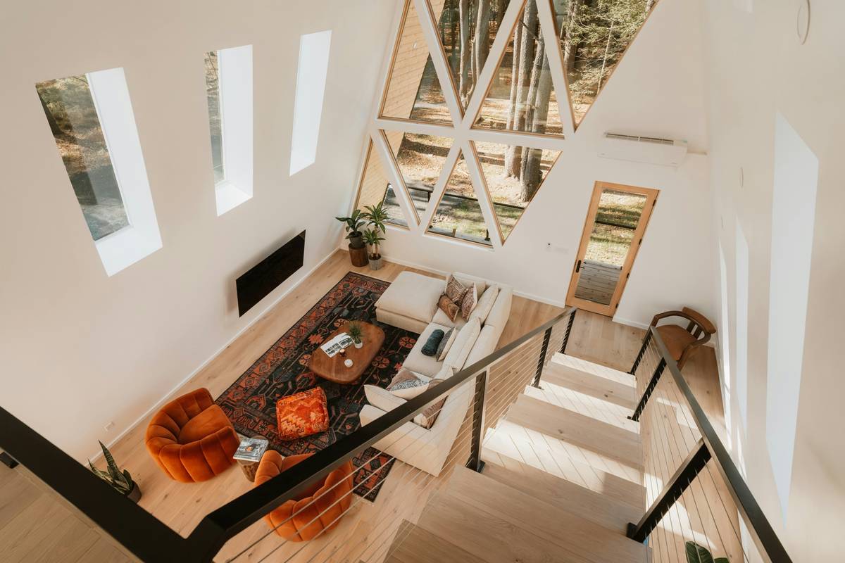 How to Find an Authentic Interior Amazing Vacation Rental in 2024—Without Falling for Staged Scams